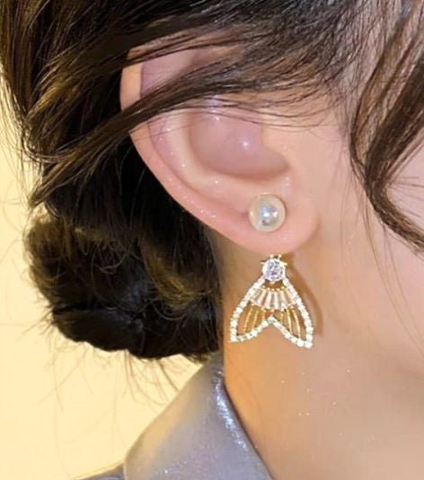 Luxury Golden Fishtail Sparkling Crystal Rhinestones Pearl Earrings | Top Trending Design Earrings