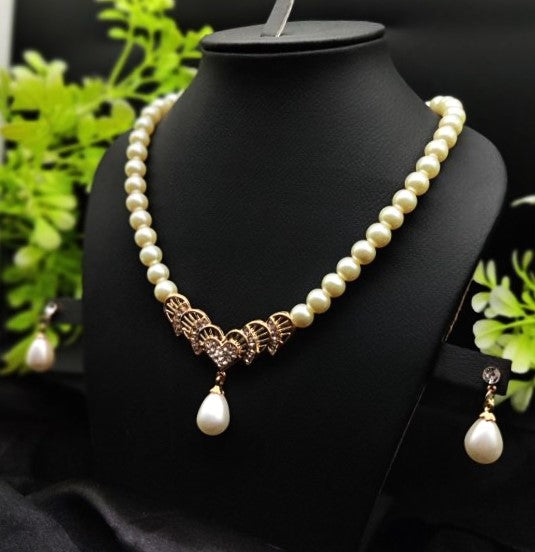 Royal Pearl Necklace Set With Drop Earrings | Timeless Style for Women