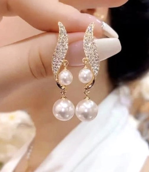 Korean Zircon S Shape Crystal Leaf Drop Elegant Pearl Earing