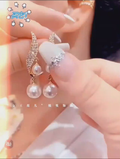 Korean Zircon S Shape Crystal Leaf Drop Elegant Pearl Earing